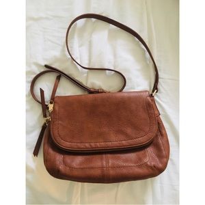 Urban Expressions✨ CrossBody cognac purse✨